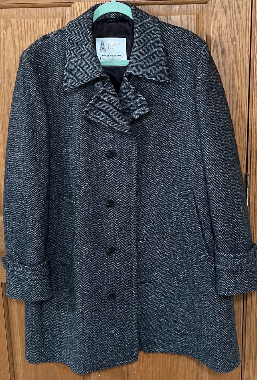 Vintage London Fog Men’s 40R Herringbone Wool Blend Overcoat Gray Charcoal